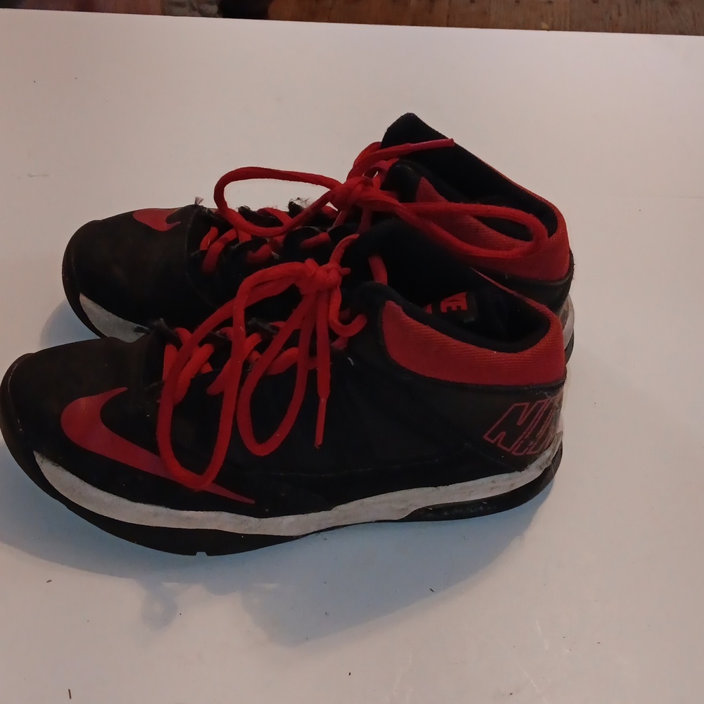 nike - Picture 2 of 6